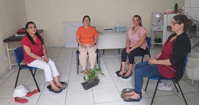 USF Névio Ozzetti oferece aromaterapia e escalda-pés para mulheres