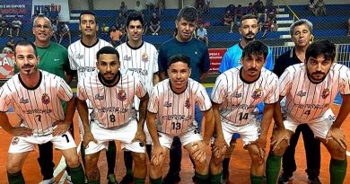 Equipe de futsal de Taquaritinga vence Cândido e está classificada para a próxima fase