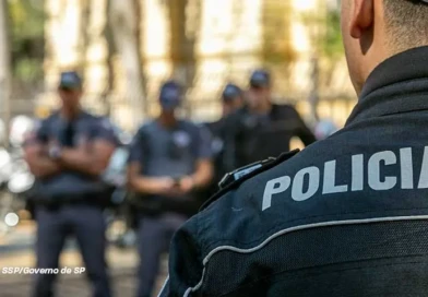 Polícia apreende caminhonete carregada com caixas furtadas no Distrito Industrial