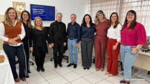 Encontro na URE Taquaritinga reúne lideranças da educação e debate uso da IA no ensino