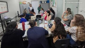 Escola Felícia recebe apresentação de aplicativo desenvolvido pela FATEC Taquaritinga para comunicação de alunos não verbais