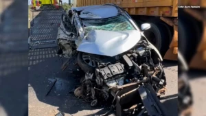 Acidente na SP-333 termina com motorista ferido levemente próximo ao Viaduto Romeu Marsico