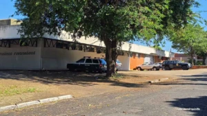 Adolescente é apreendida suspeita de tentar matar mulher a facadas no Jardim Paraíso II