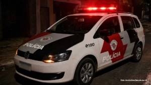 Homem é ferido com facada durante confusão em residência no Jardim São Sebastião