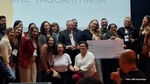 Escola Estadual de Dobrada conquista 1º lugar estadual em concurso de boas práticas escolares
