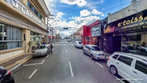 Comércio terá horário especial no feriado de 9 de Julho