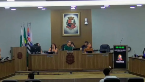Câmara aprova diretrizes para o orçamento de 2027 e recebe pedidos sobre serviços públicos
