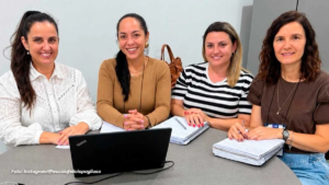 Escola Felícia recebe supervisora para discutir estratégias de aprendizagem